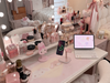 This is a true paradise for pink lovers.